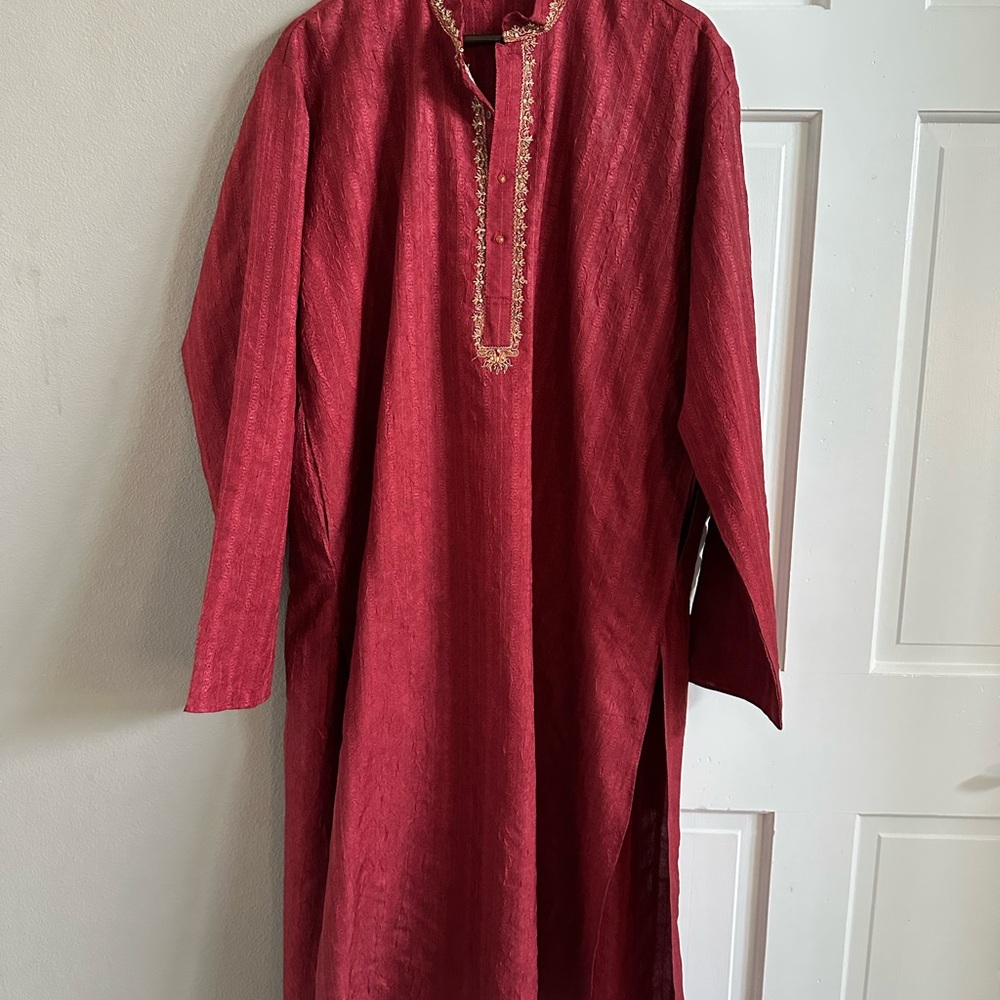 Elegant Red Embroidered Kurta